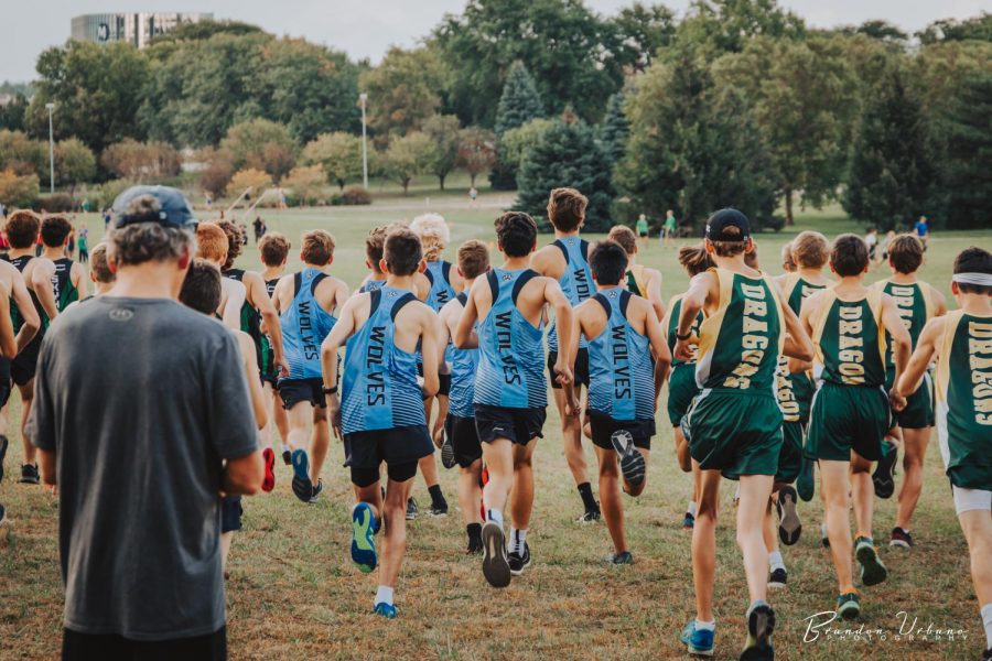 Lindquist begins one of his last races as a sophomore. Him and the boys set off for their 3-miler at Boystown. 