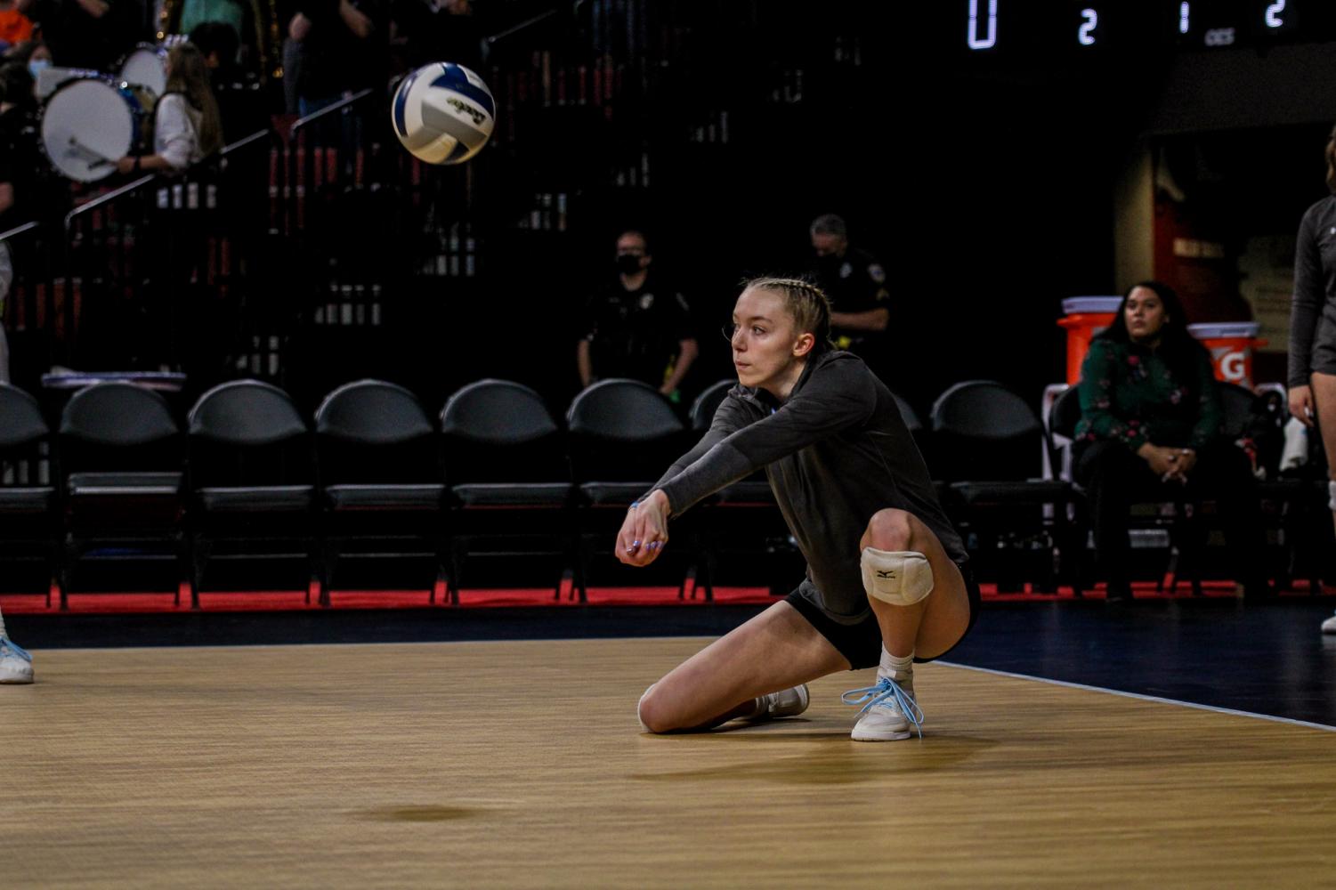 Heaney warming up in Pinnacle Bank Arena before the state tournament. 