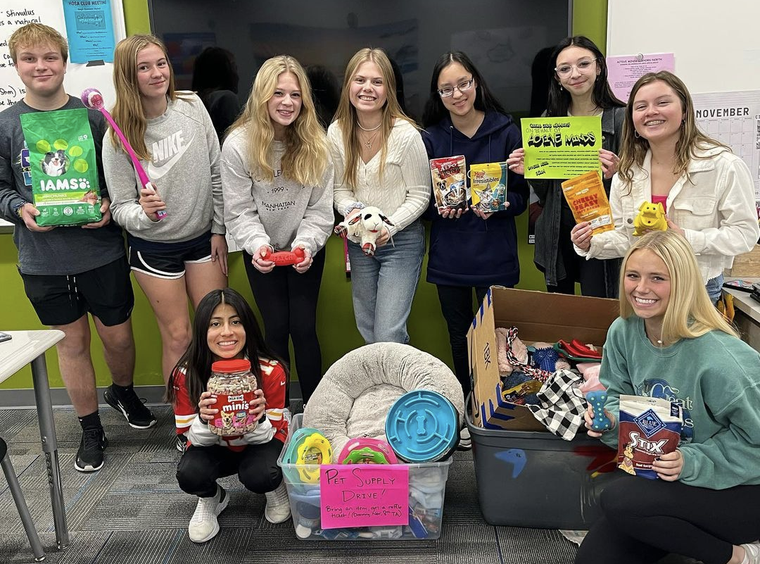 Active Minds members showing off their stress relief creations. On Friday the 16th of December, students were able to get stress relief toys for finals week.