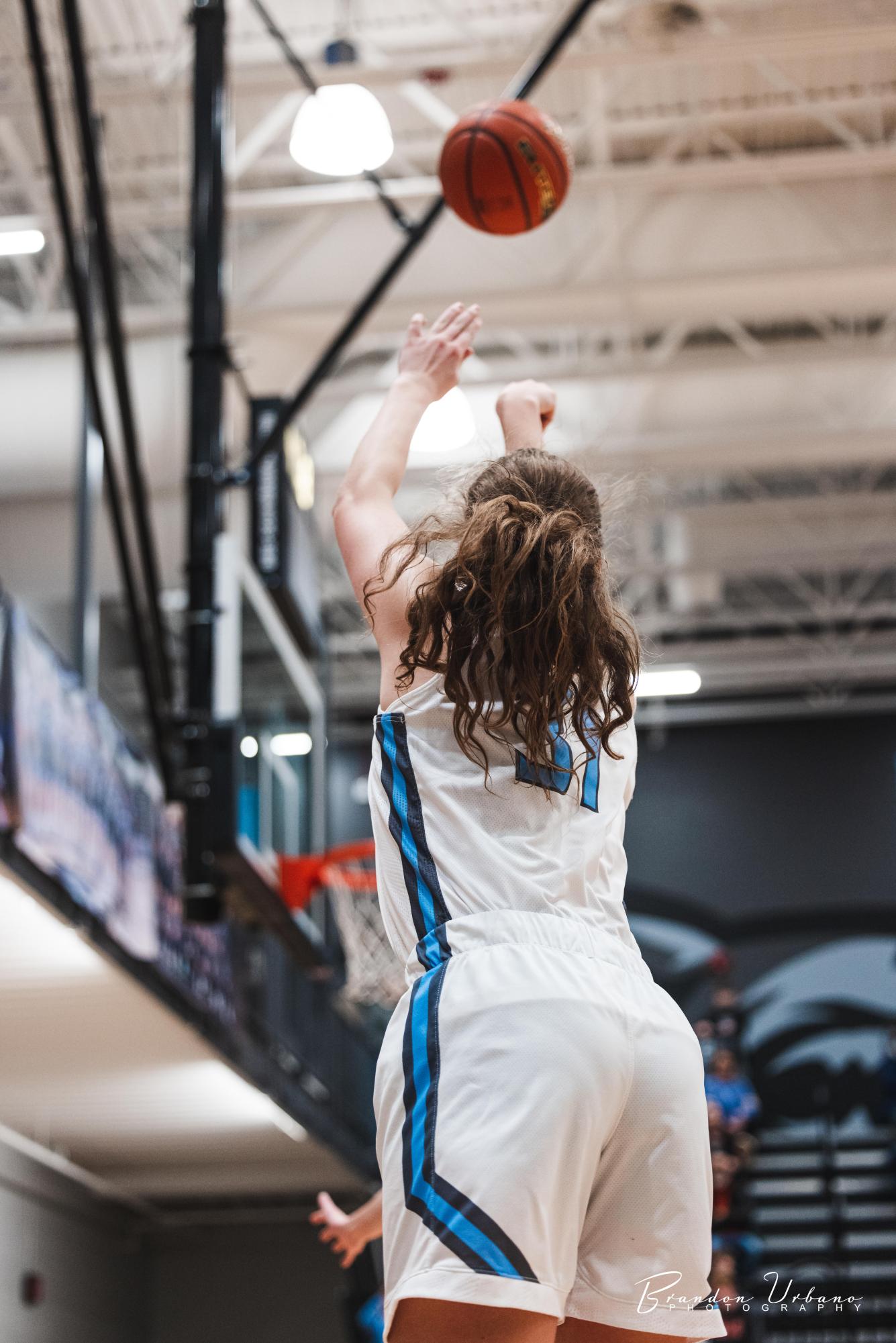 McKenna Murphy (31) draining a shot against Waverly on December 18, 2022. Murphy is now committed to play Division I basketball at Colorado State University. 
