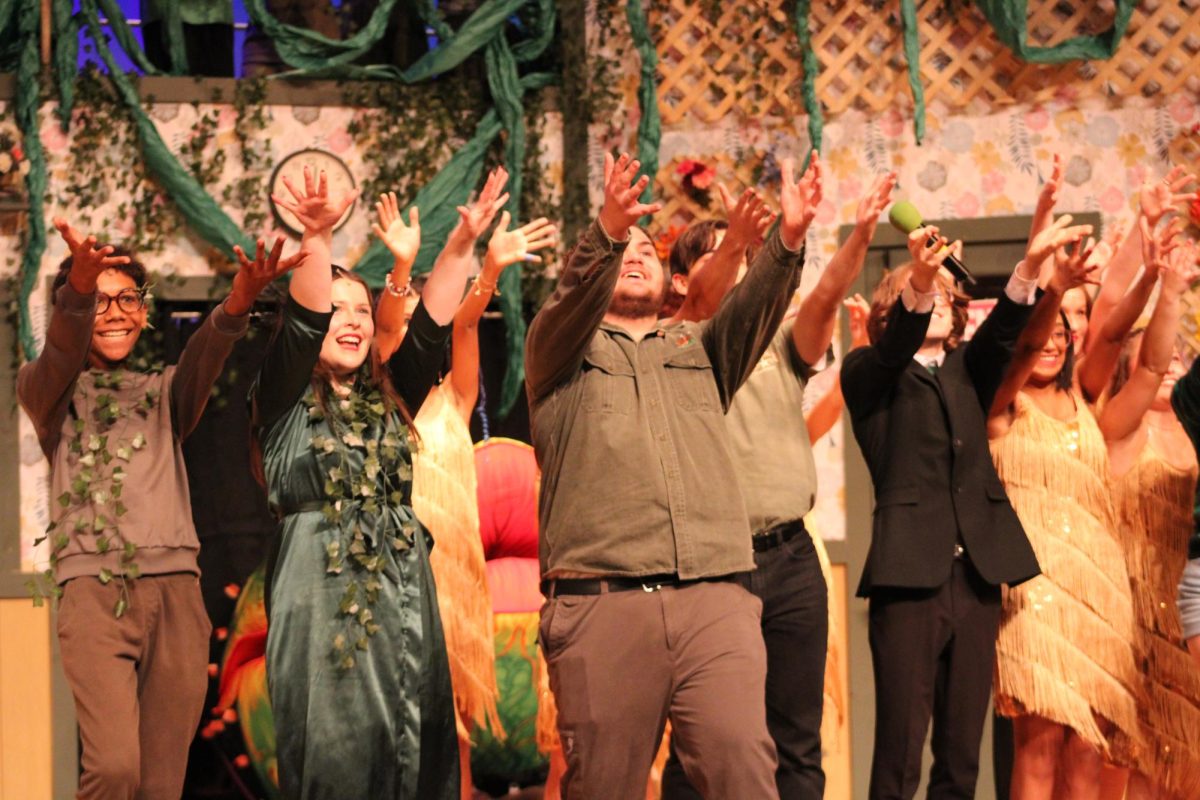 The lead roles (Xavier Johnson, Sophia Sweeney, Bailey Wilkins, Mason Miller) all wave to the audience for the last time. They finished out the show with more smiles and bows.