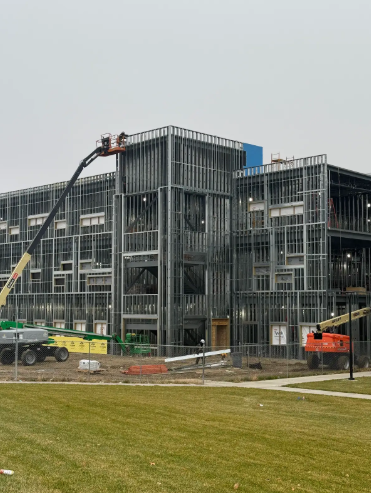The new "I wing" under construction.